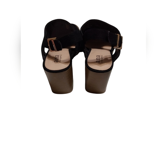 a.n.a Black Women's Chunky Heels with Buckle - Picture 2 of 3